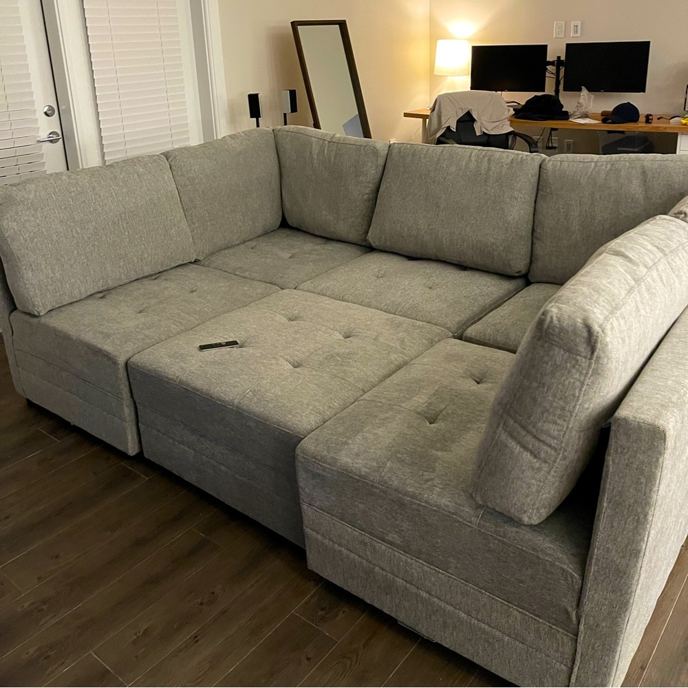 6 Piece Sectional - light grey